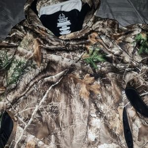 RealTree Men’s Camo Hooded Hunting Sweatshirt. XL